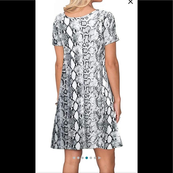 NWT/WNEEDU Women's  Casual T Shirt Dresses Short Sleeve Swing Dress with… - Picture 3 of 5